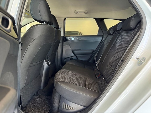 Kia Ceed 14 of 22