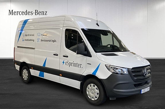 Mercedes-Benz eSprinter 320 2 of 5