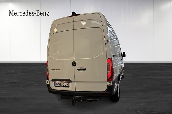 Mercedes-Benz eSprinter 320 18 of 18