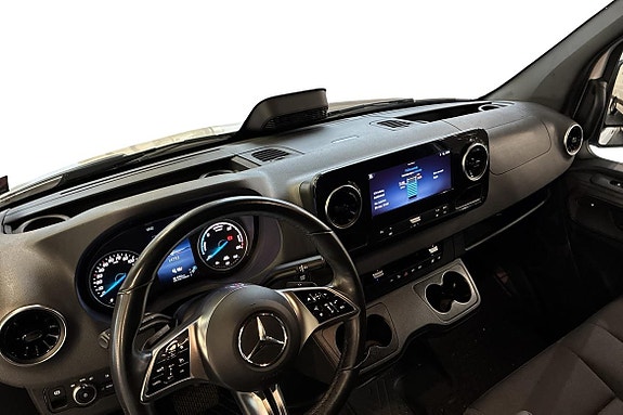 Mercedes-Benz eSprinter 320 7 of 18