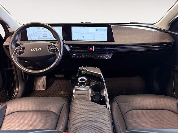 Kia EV6 10 of 21