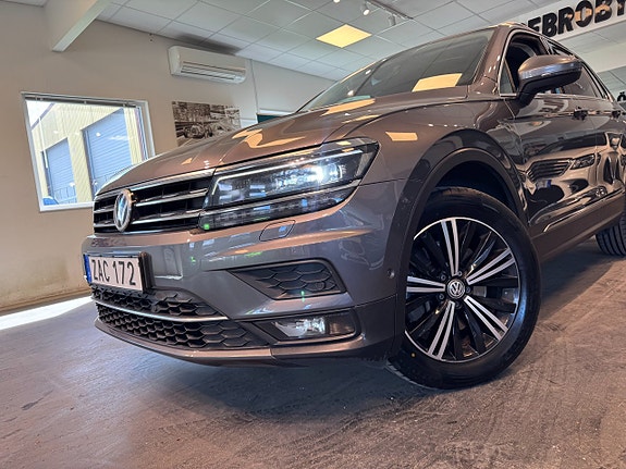 Volkswagen Tiguan 5 of 26