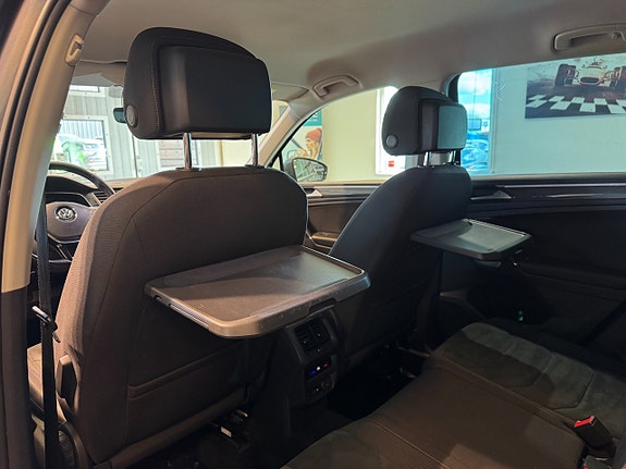 Volkswagen Tiguan 17 of 26