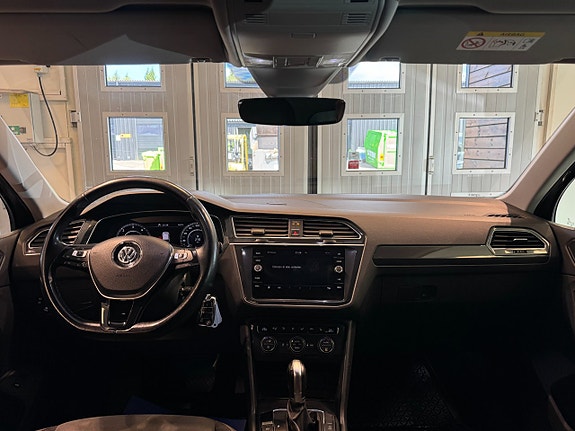 Volkswagen Tiguan 4 of 26