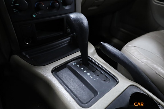 Jeep Grand Cherokee 17 of 17