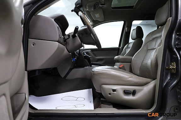 Jeep Grand Cherokee 14 of 17