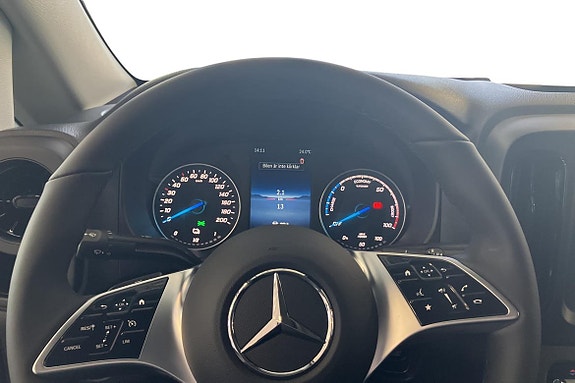 Mercedes-Benz eVito 129 11 of 13