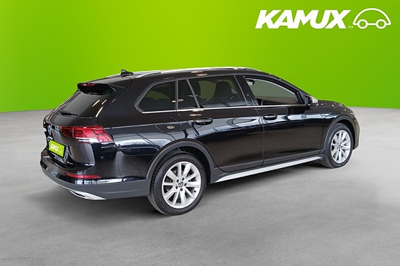 Volkswagen Golf Alltrack 4 of 5