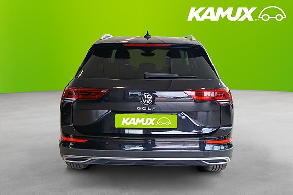 Volkswagen Golf Alltrack 5 of 5