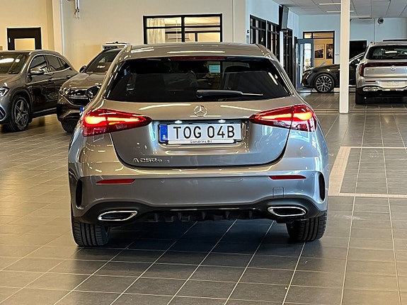 Mercedes-Benz A250 e 7 of 18