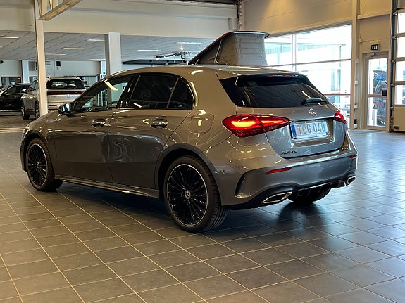 Mercedes-Benz A250 e 6 of 18