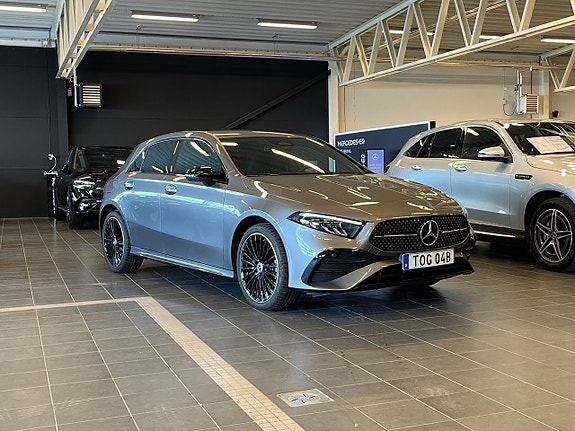 Mercedes-Benz A250 e 3 of 5