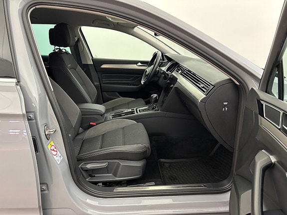 Volkswagen Passat Alltrack 20 of 25