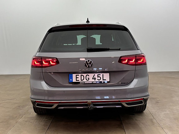 Volkswagen Passat Alltrack 5 of 5