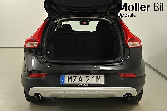 Volvo V40 8 of 10