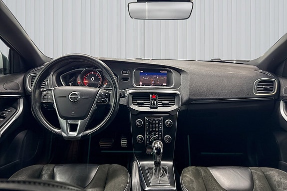 Volvo V40 10 of 20