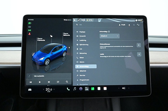 Tesla Model Y 15 of 27