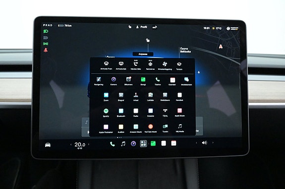 Tesla Model Y 22 of 27