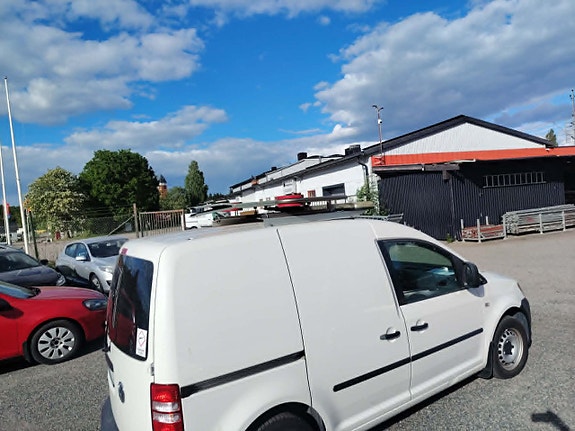 Volkswagen Caddy 16 of 23