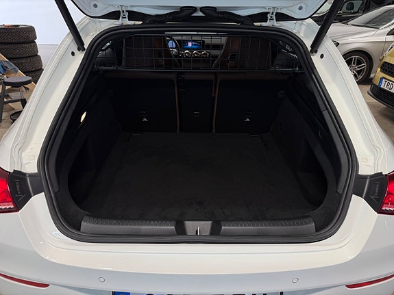 Mercedes-Benz CLA200 d 14 of 29