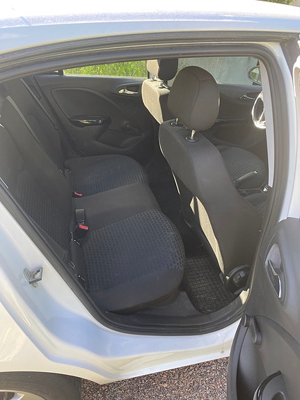 Opel Corsa 4 of 5