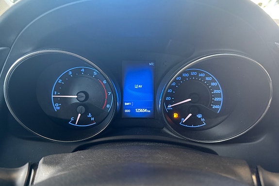 Toyota Auris 14 of 20