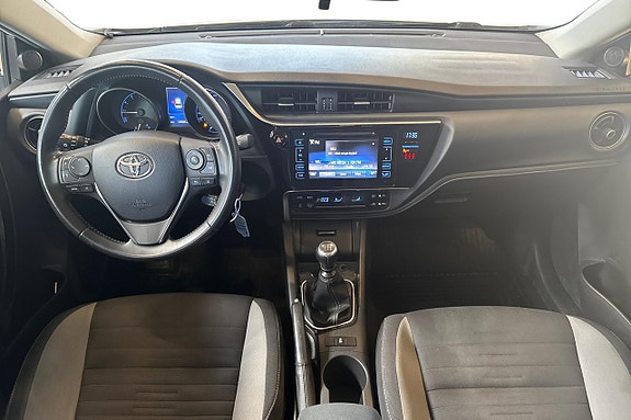 Toyota Auris 11 of 20