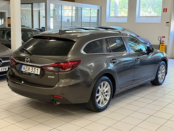 Mazda 6 3 of 5