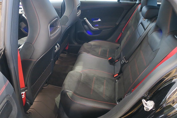Mercedes-Benz CLA35 8 of 16