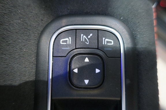 Mercedes-Benz CLA35 16 of 16