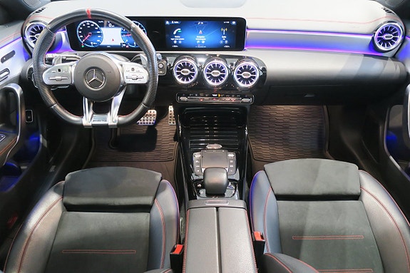 Mercedes-Benz CLA35 7 of 16