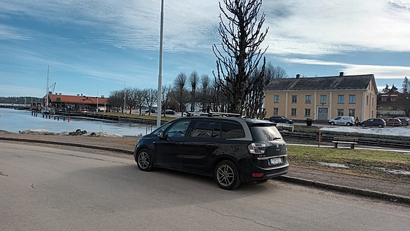 Citroen Grand C4 Picasso 24 of 28