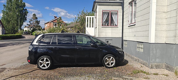 Citroen Grand C4 Picasso 3 of 5