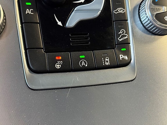 Volvo XC60 18 of 23
