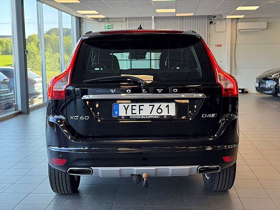 Volvo XC60 4 of 23