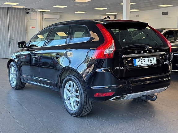 Volvo XC60 5 of 23