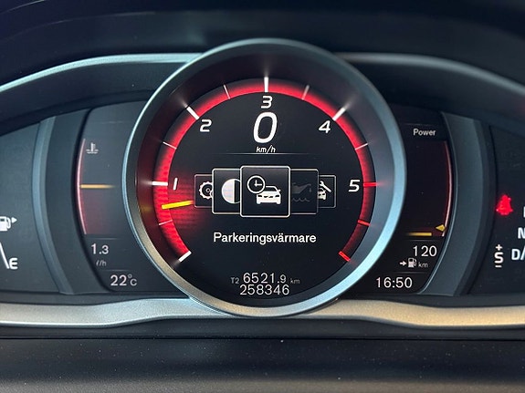 Volvo XC60 19 of 23