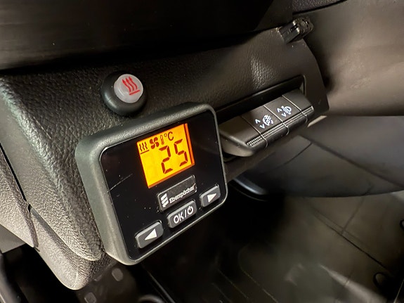 Renault Trafic 10 of 17