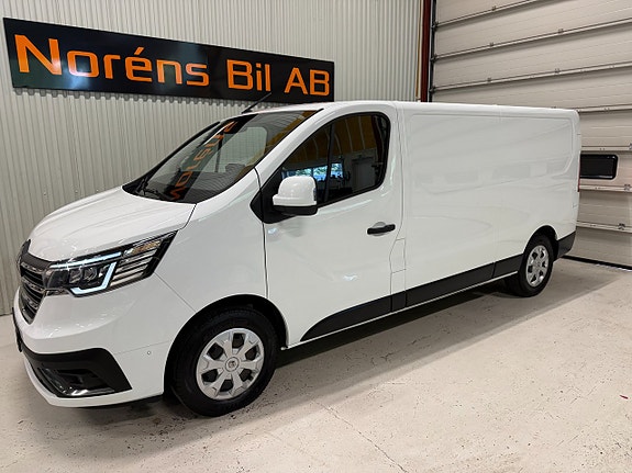 Renault Trafic 3 of 17