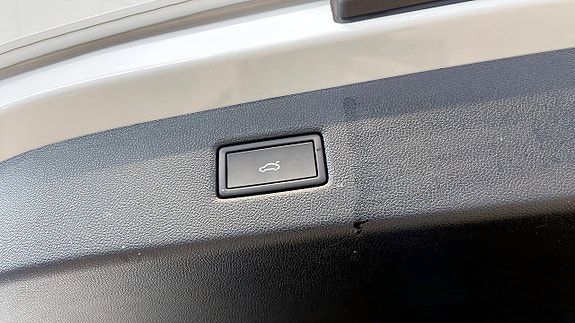 Ford Explorer 11 of 12