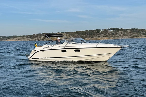 Aquador 27 DC - Volvo Penta D4 300 hk 2 of 11