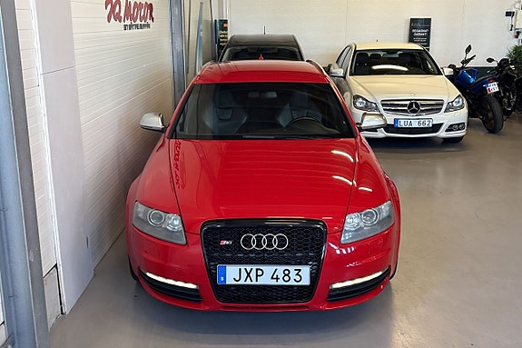 Audi S6 4 of 5