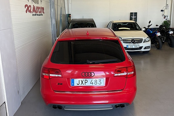 Audi S6 10 of 24