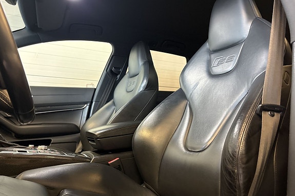 Audi S6 14 of 24