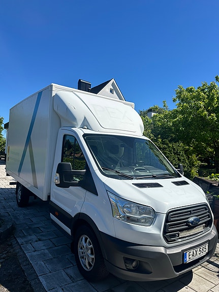 Ford Transit 2 of 5