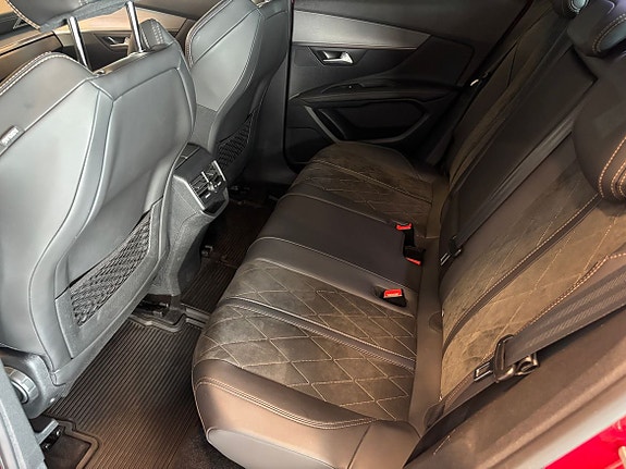 Peugeot 3008 6 of 10