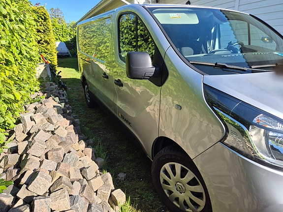 Renault Trafic 8 of 17