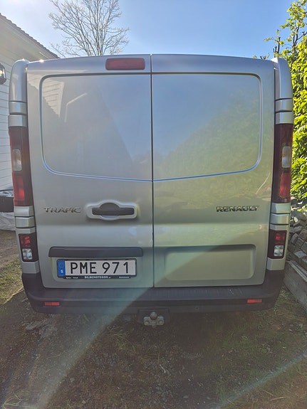 Renault Trafic 5 of 17