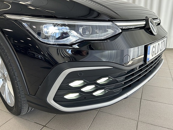 Volkswagen Golf I 12 of 12