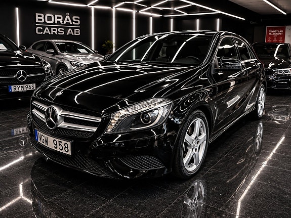 Mercedes-Benz A180 3 of 5